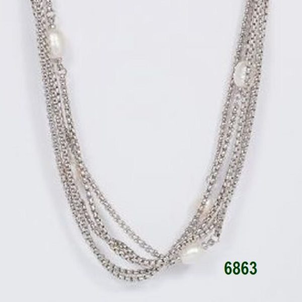 WHITE FRESHWATER PEARL NECKLACE